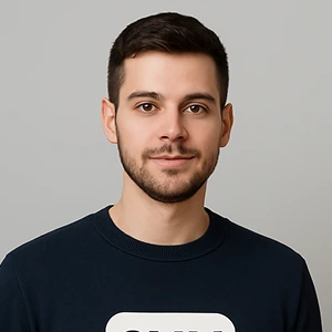 Андрей Лунин